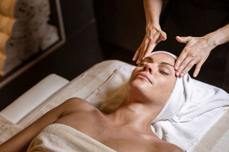 SPA + MASSAGE '50 | Dom, Festivi e Prefestivi