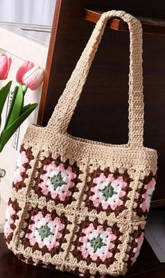 Granny square tote products