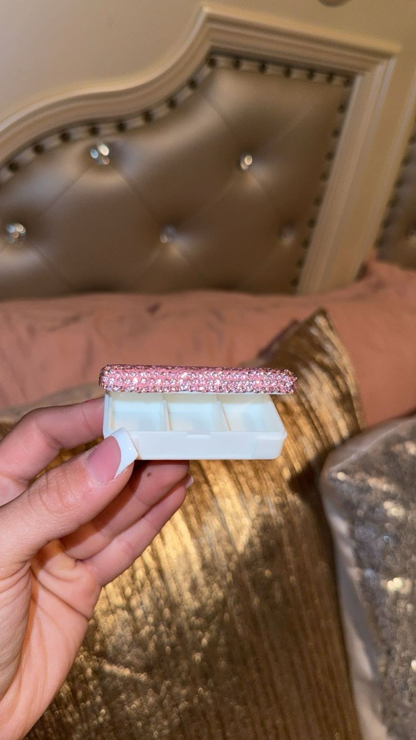 PINK TRAVEL PILL MINI BOX 🩷✨