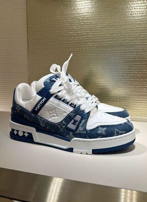 Men’s Shoes 