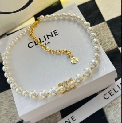 CÉLINE  PEARL NECKLACE 