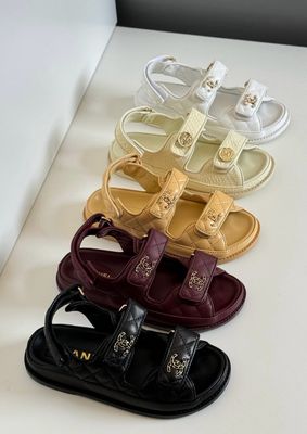 CHANEL SANDALS W/ BACKSTRAP