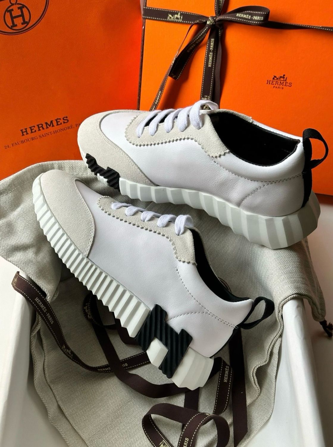  MENS HERMES SNEAKERS 