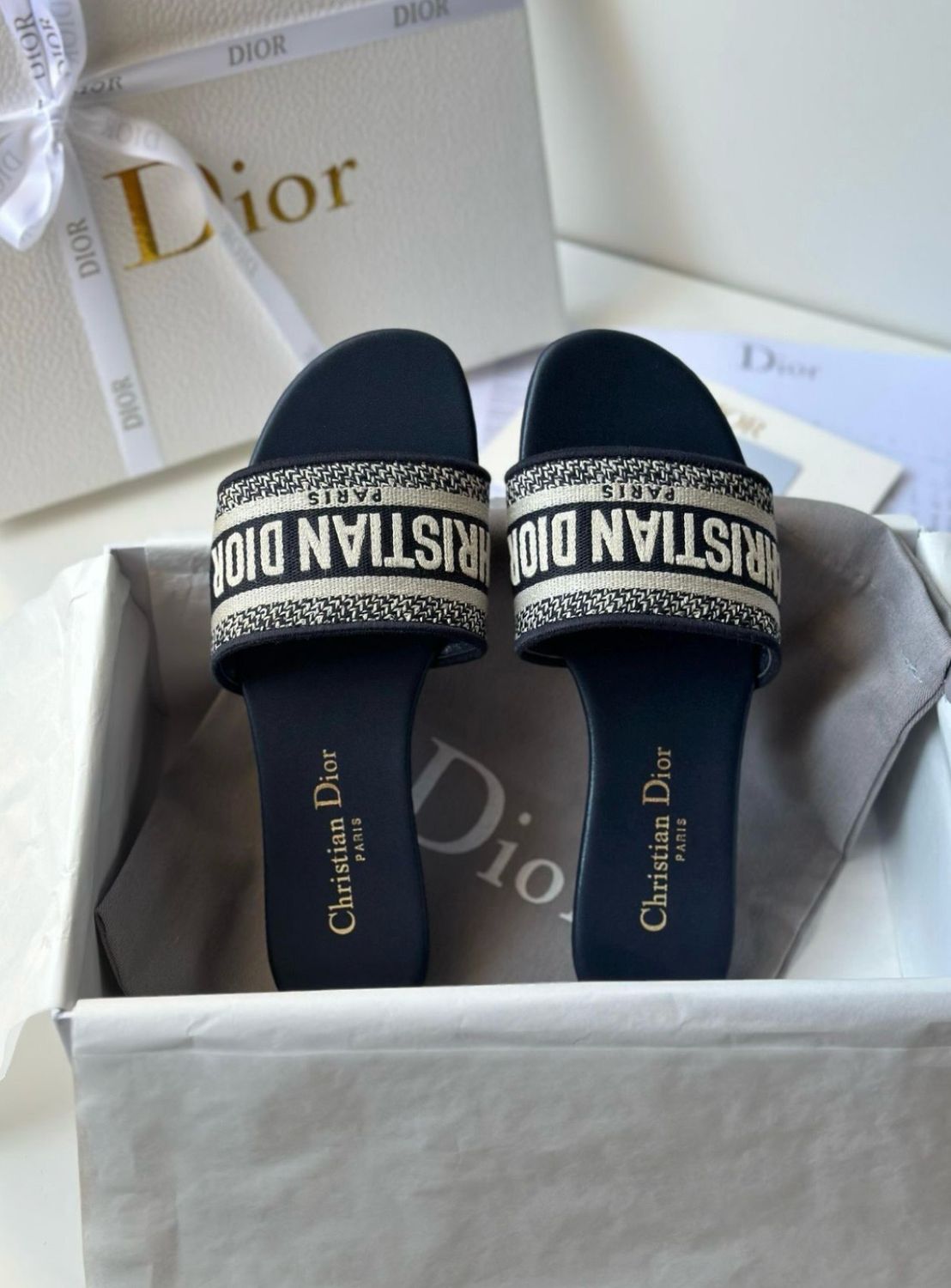 LV SLIP INS