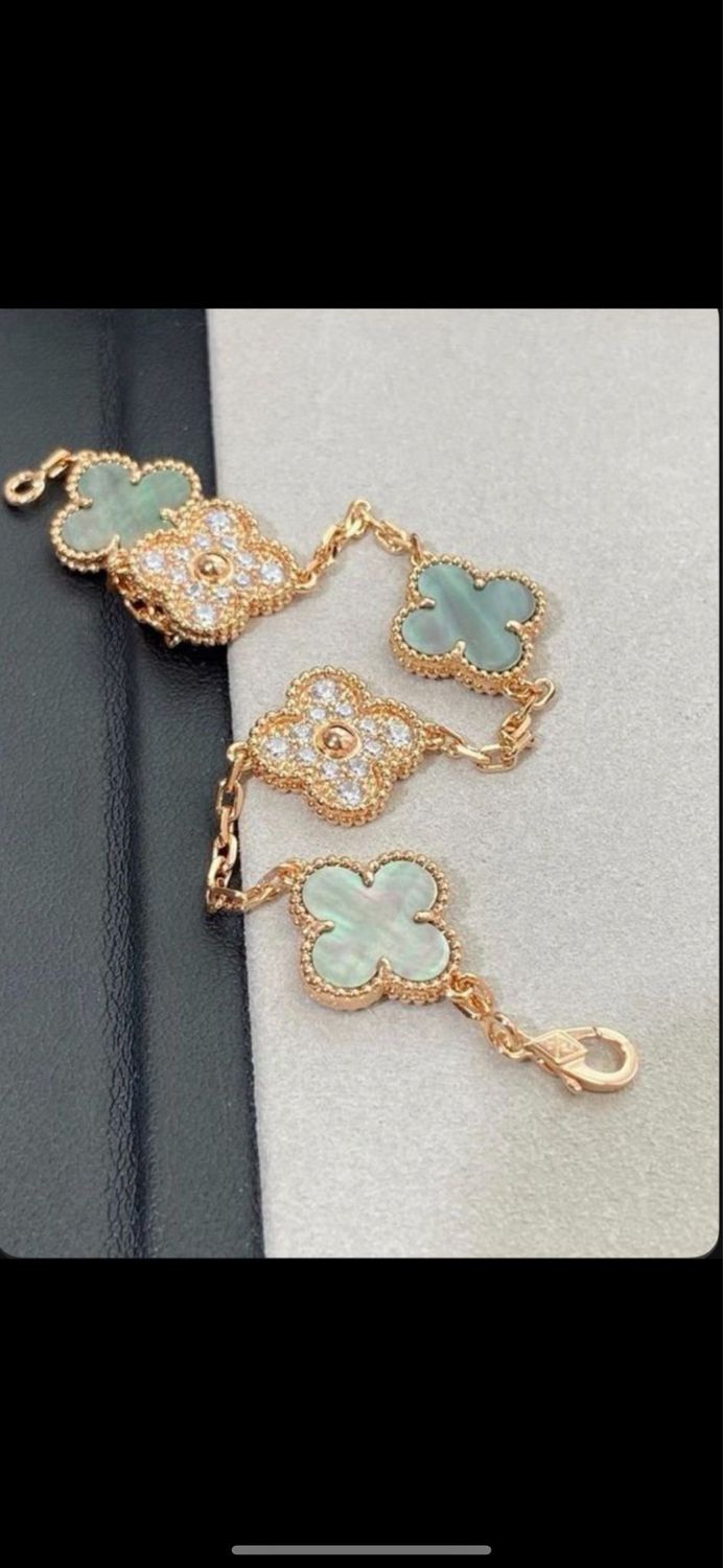NEW VAN CLEAF BRACELET 🍀