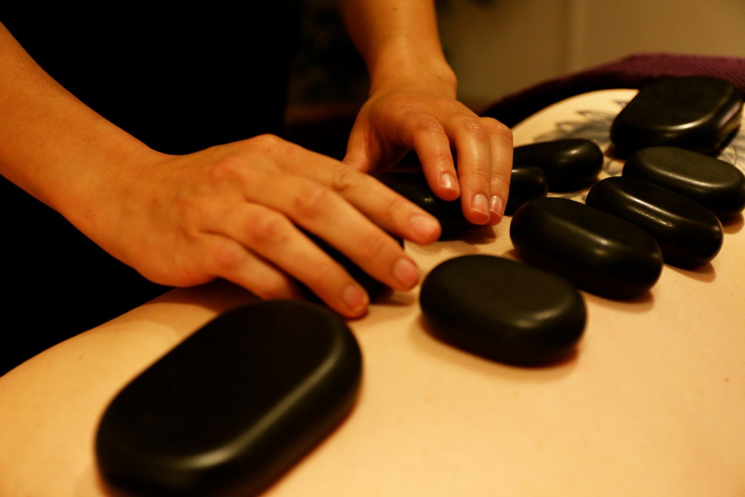 Carte Cadeau - Séance 1h30 (Pierres Chaudes, Thaïlandais ...) - au cabinet