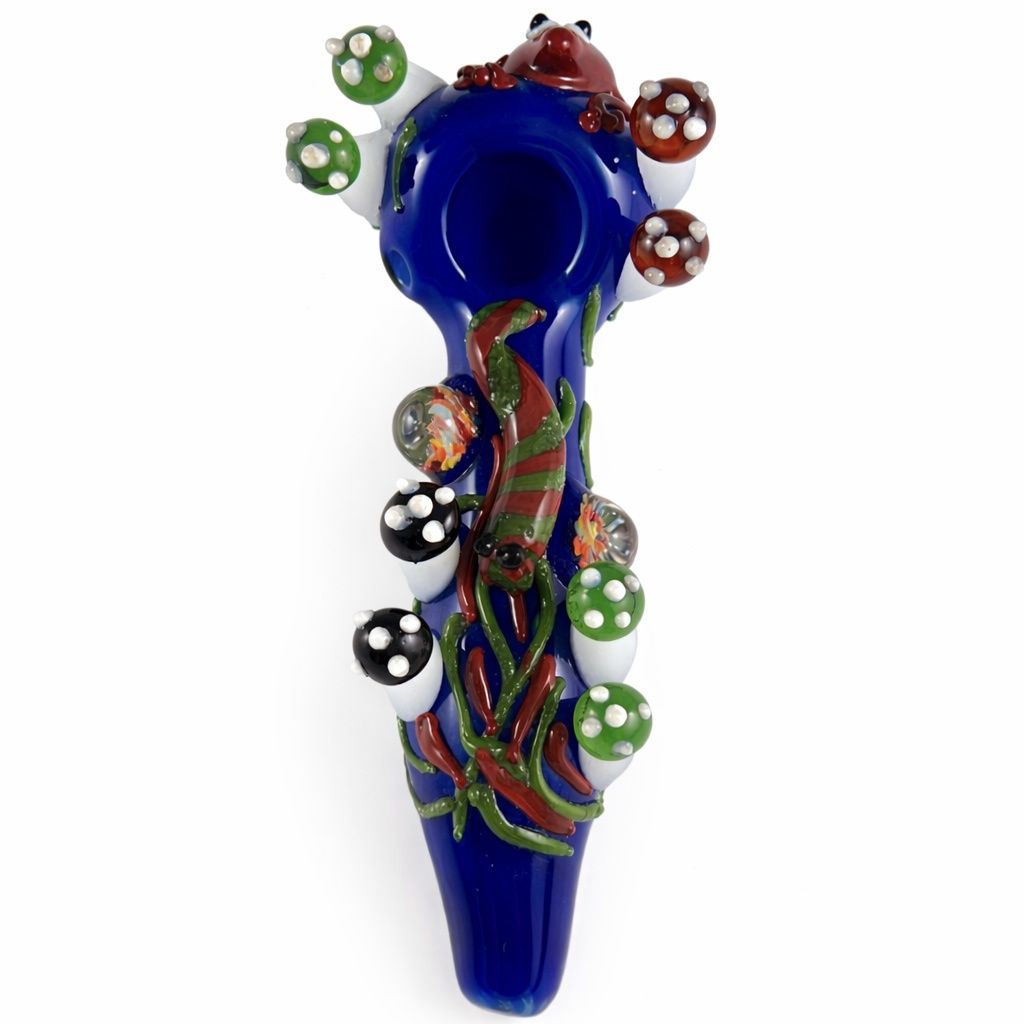 5" Forest with Frog &amp; Caterpillar Glass Pipe, Color: Blue