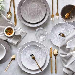 12-Piece Dinnerware Set - White Medallion