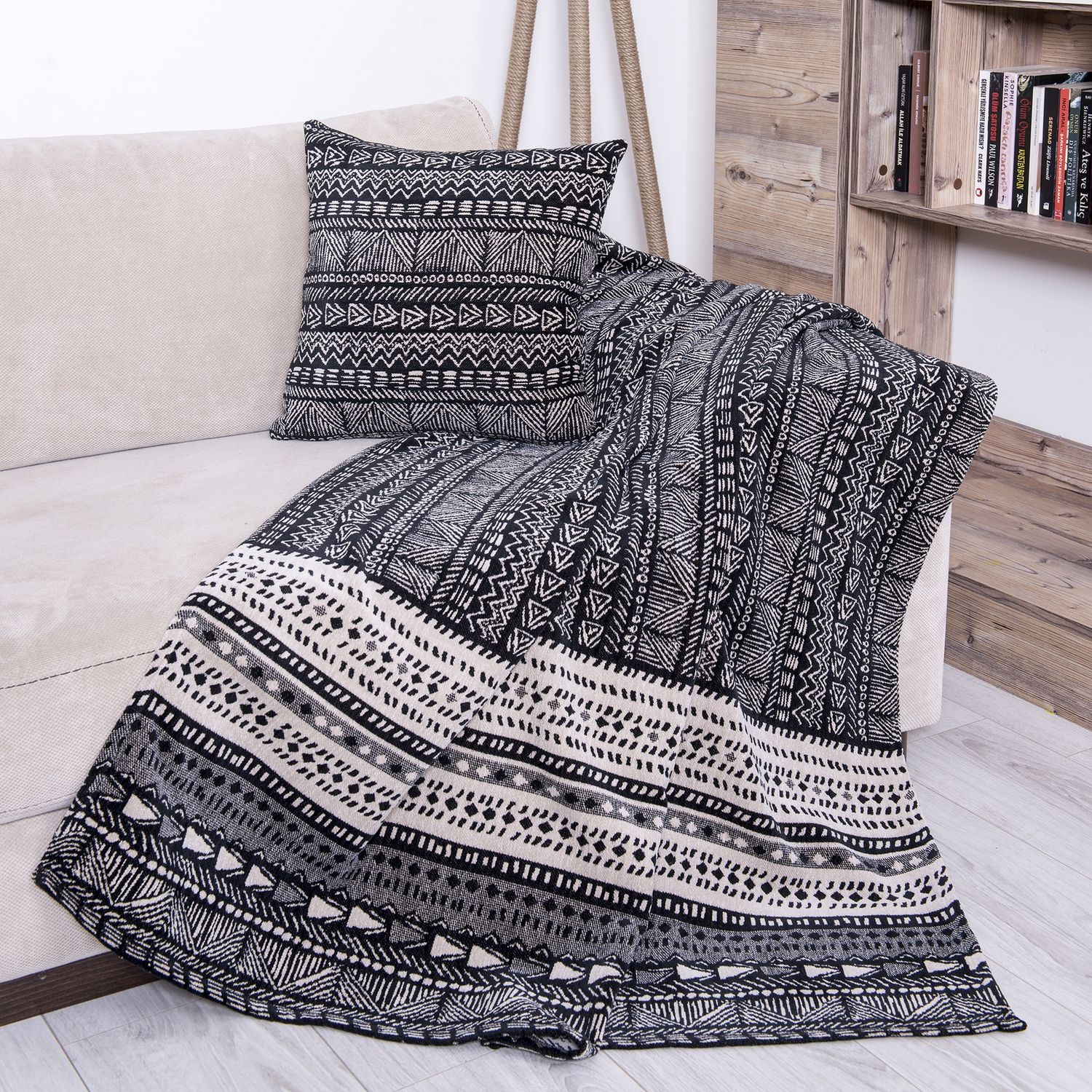 Ensemble Housse de Coussin Et Jeté - Isabella