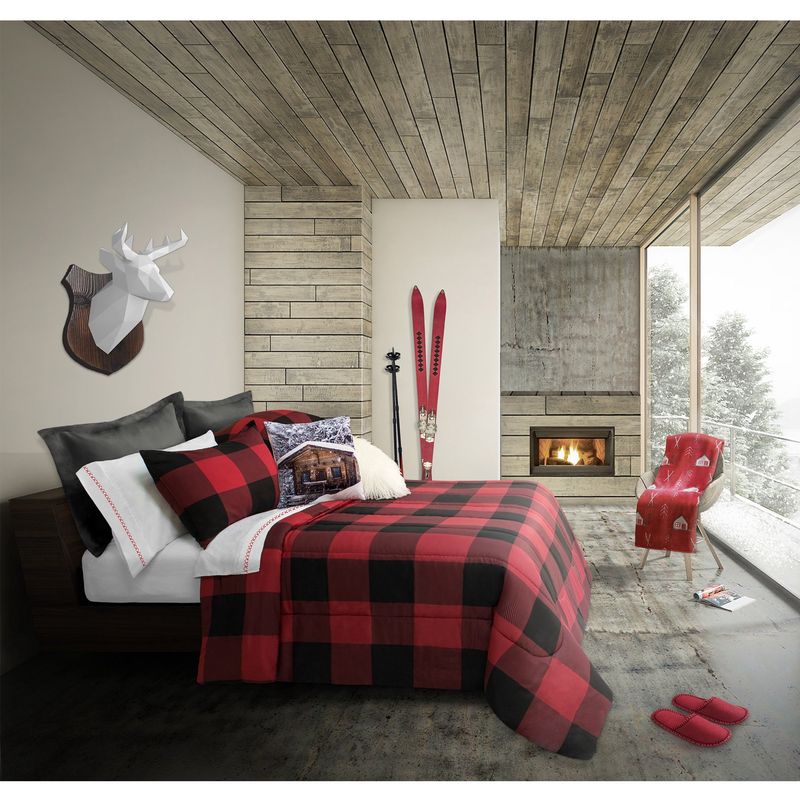 2- or 3-Piece Plaid Comforter Set Red/Black 2- or 3-Piece Plaid Comforter Set Red/Black