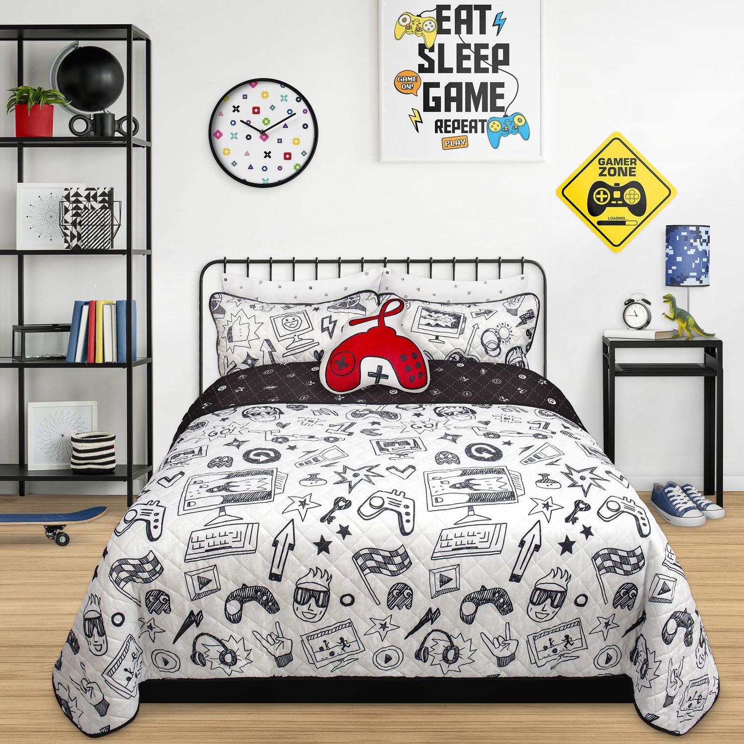 2 or 3 Piece Quilt Set - Gaming