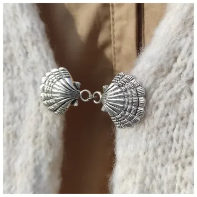 Broche Concha de Santiago plateado, cierra chaquetas, broche del mar, abrocha capas, cerrar pañuelos, clips de agarre