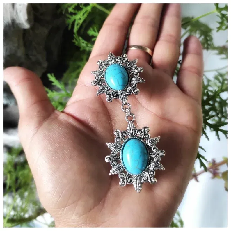 Broche camafeo con piedra turquesa. Cierre de chaquetas, chals, cierres capas
