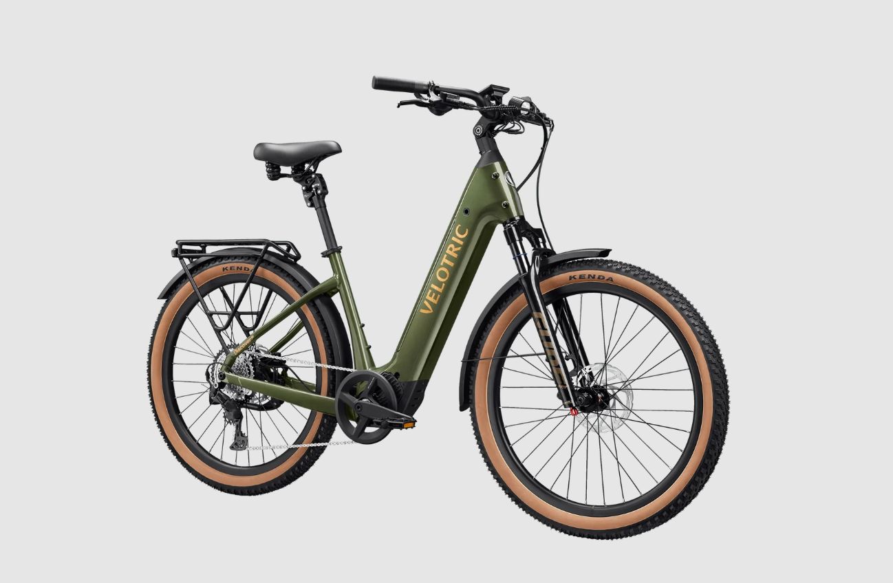 Discover M, Colour: Olivine Green, Size: Regular