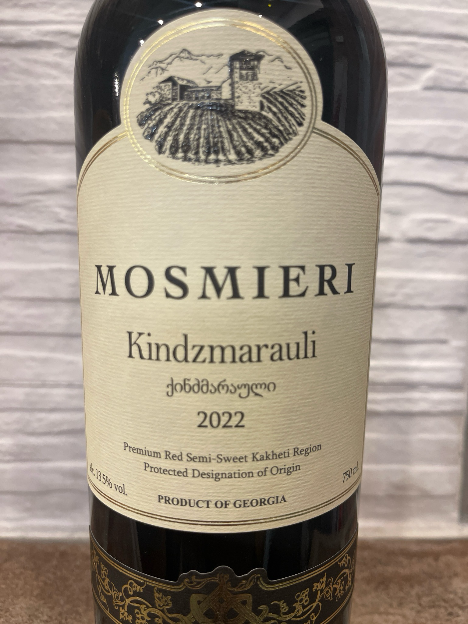 VINO ROSSO GEORGIANO KINDZMARAULI-CANTINA MOSMIERI