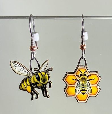 Jabebo Earrings - Insects