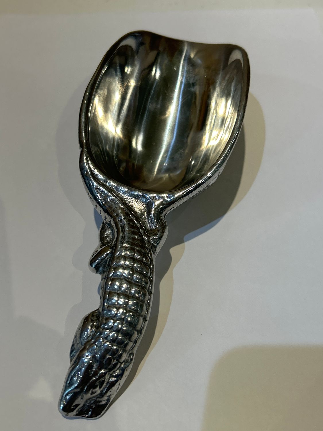 Ice Scoop - Alligator