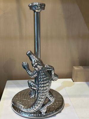 Paper Towel Holder - Alligator