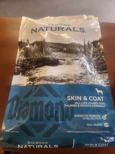 Dog Food Diamond Naturals Skin and Coat
