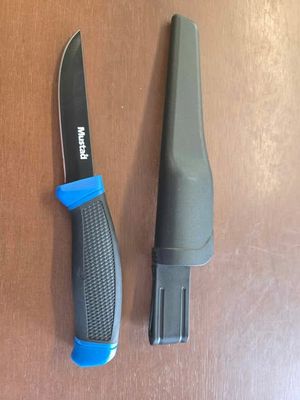 Mustard Knife