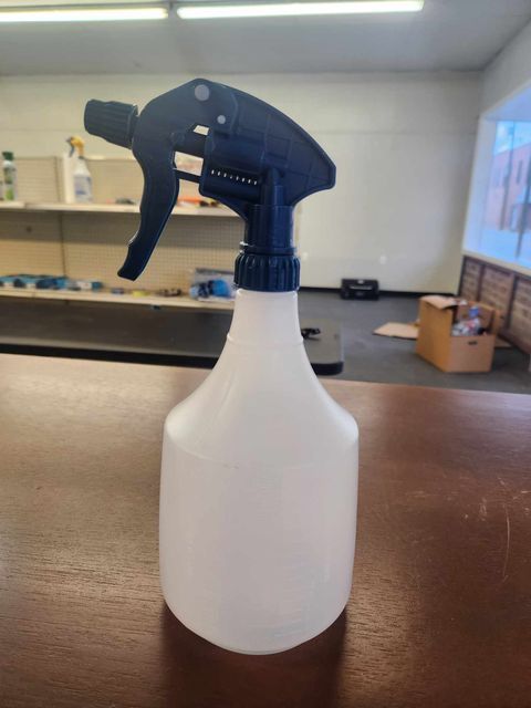 Spray Bottle 32 oz, Colour: Blue