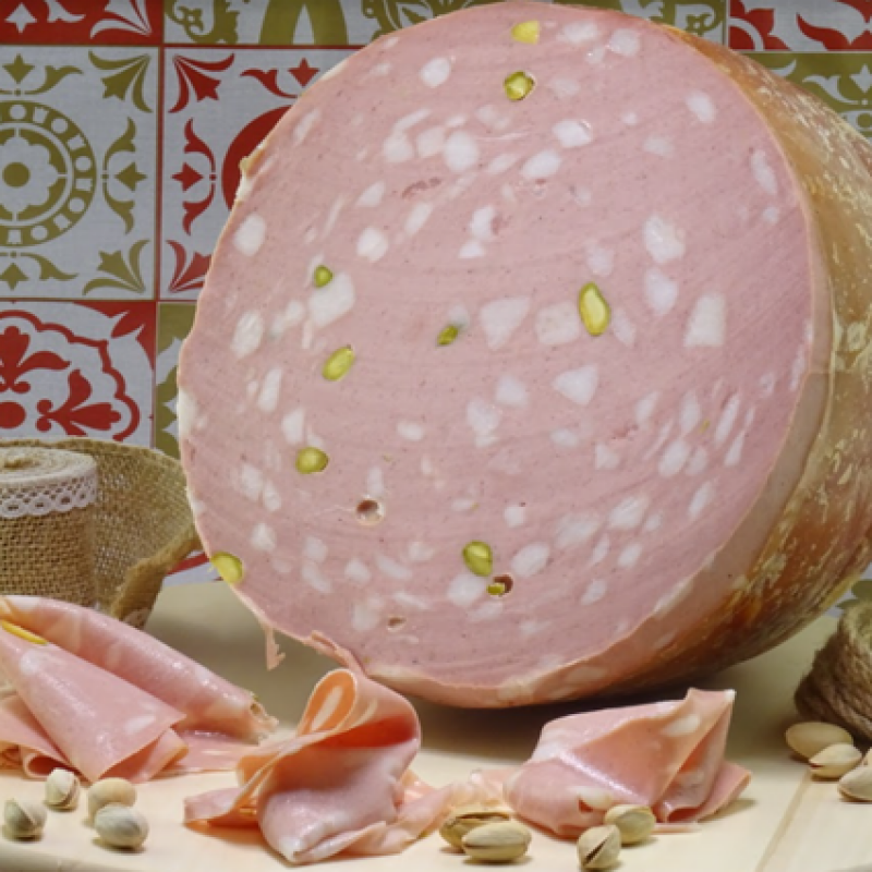 Mortadela auténtica Italiana con pistachos y pimienta