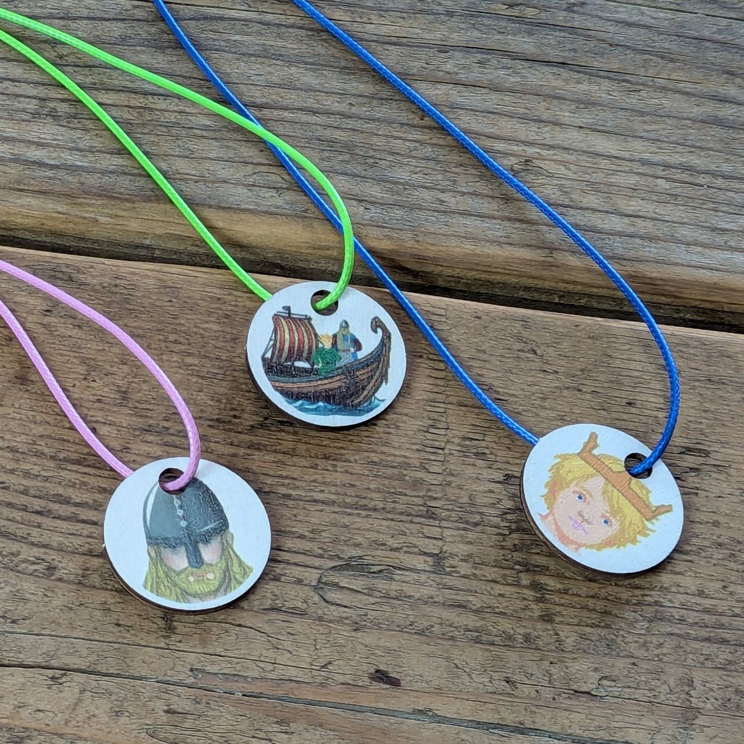 Havelok - Wooden Pendant