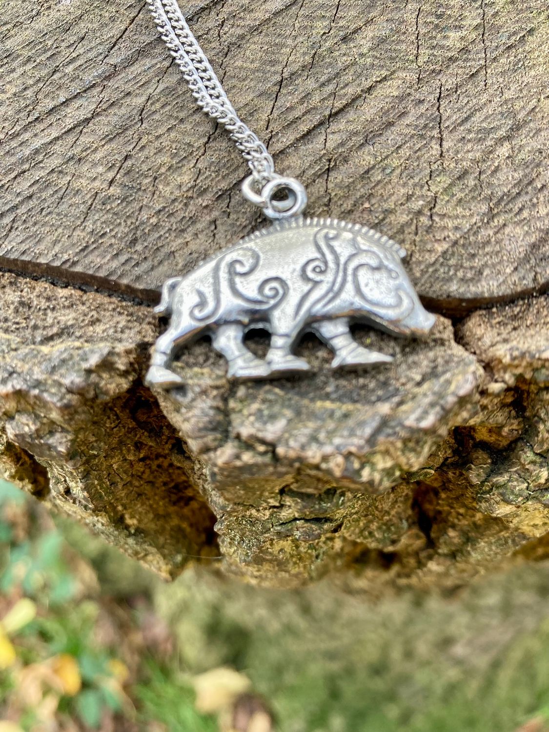 Grim's Great Boar Pendant
