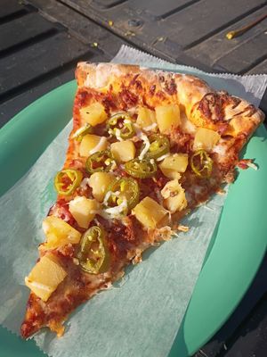 Hot Hawaiian Pizza - 1 Slice