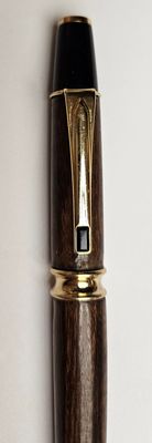 Patrizio Twist Type Pen shown here with Bubinga wood