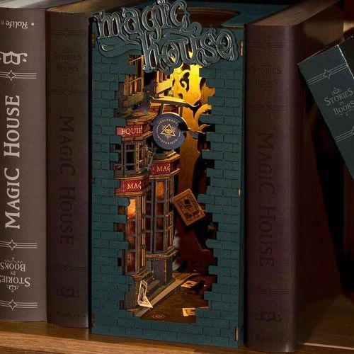 Maqueta sujetalibros Magic House