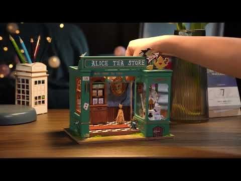 Maqueta casa miniatura - tienda de té Alicia en el país de las maravillas