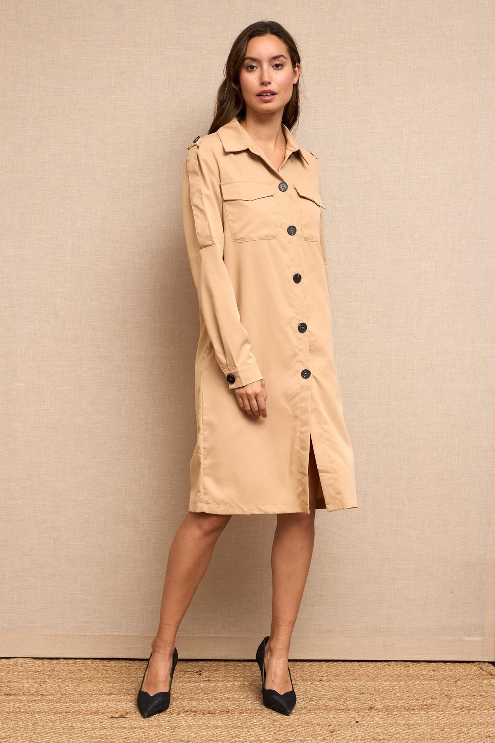 Vestido tipo gabardina (4 piezas)