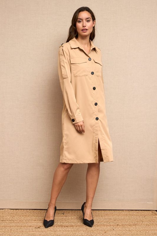 Vestido tipo gabardina (4 piezas)