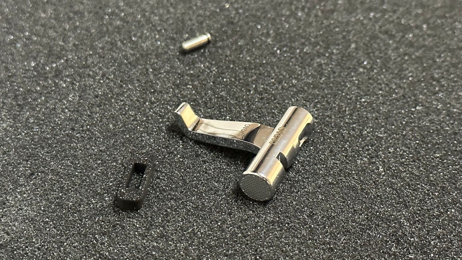 Only Knurled D2 Cam/S7 Lever Silver PVD