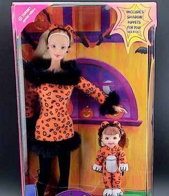 Halloween Fun Barbie &amp; Kelly