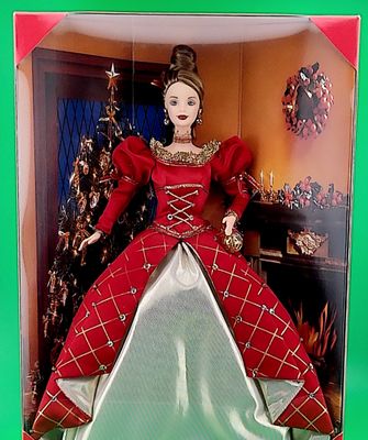 Holiday Treasures Barbie doll 1999  Limited Edition