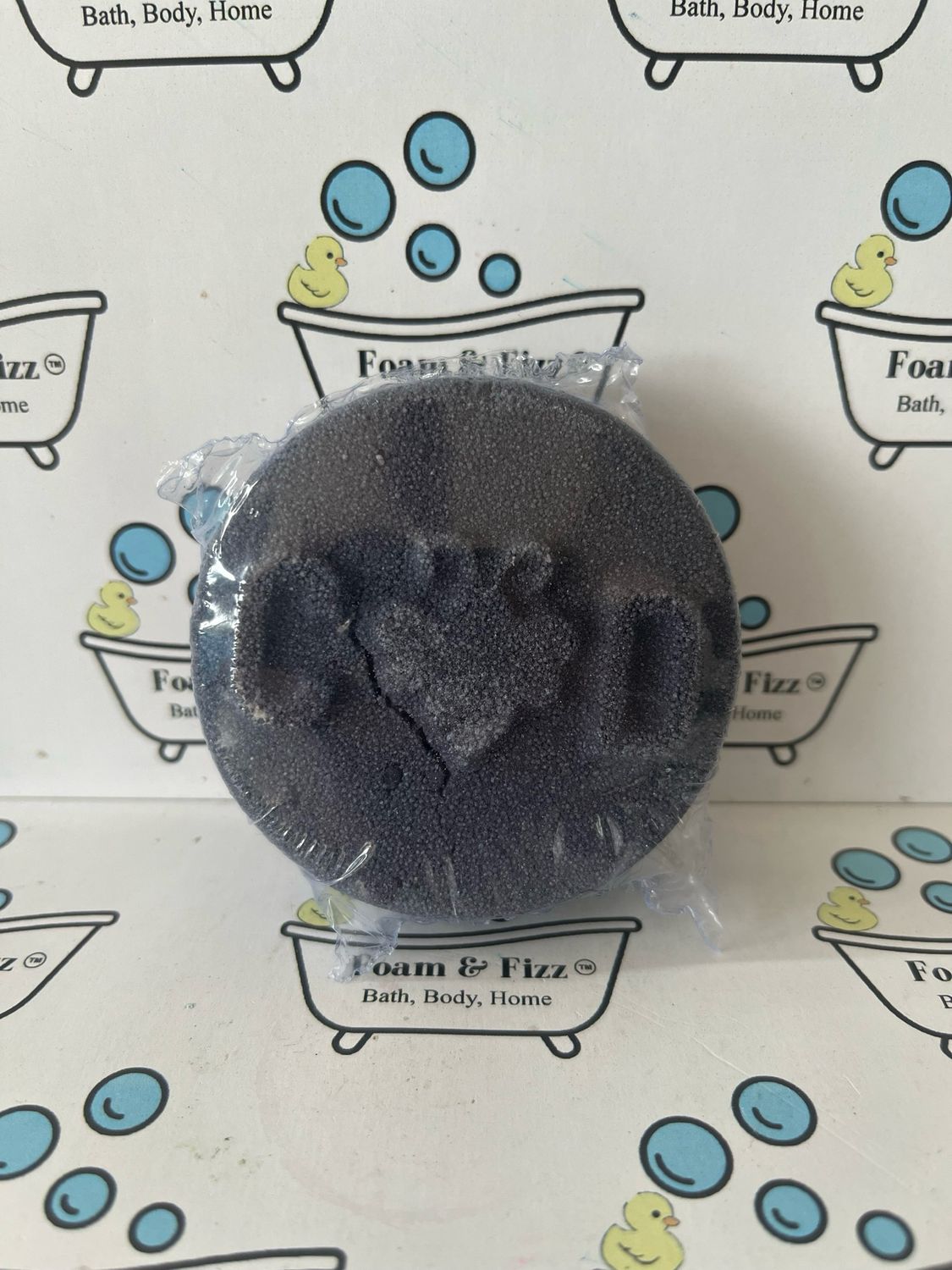 Relaxing Bath Bomb Black Plum &amp; Rhubarb
