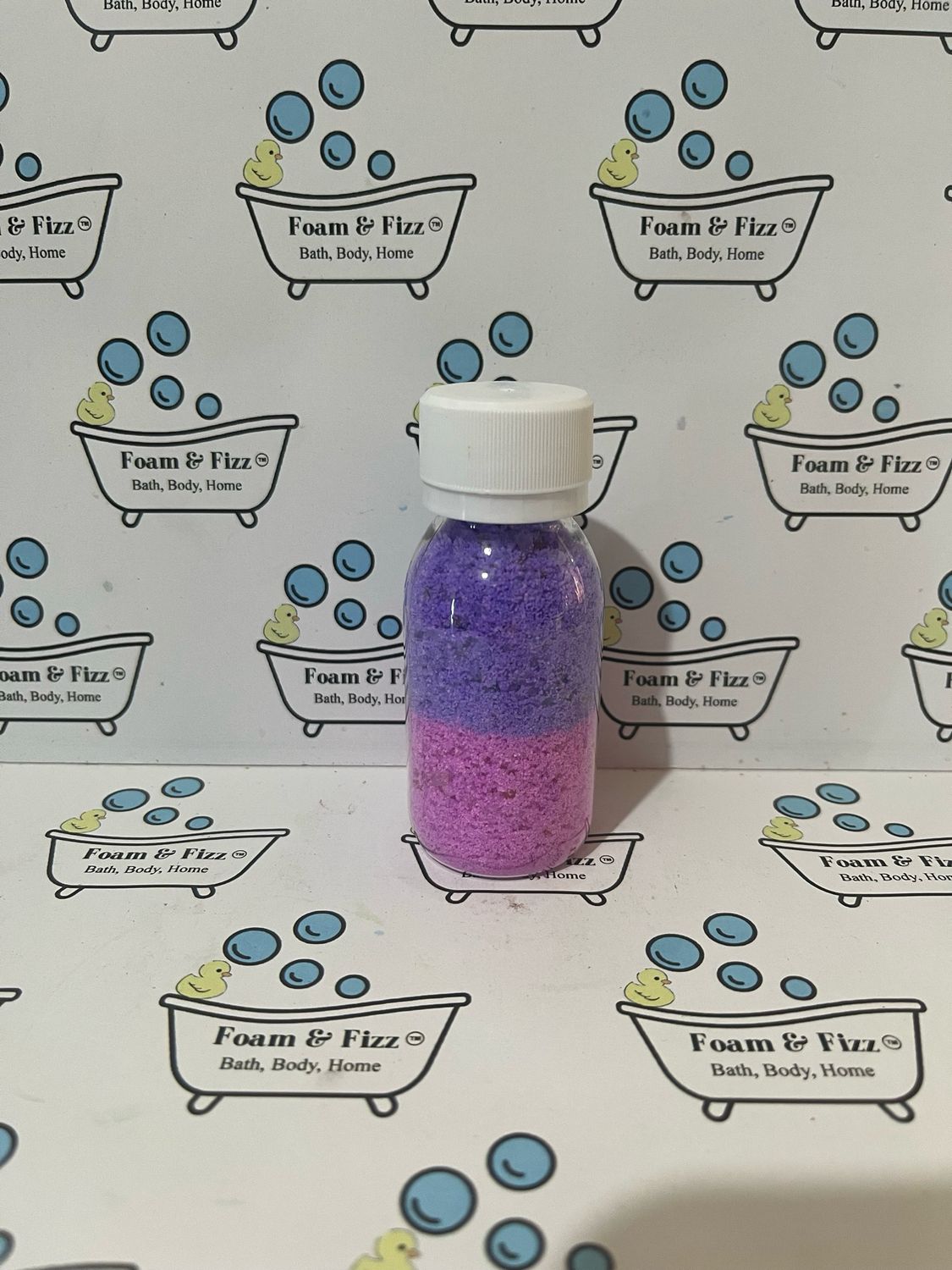 Black Plum &amp; Rhubarb CBD Bath Salts