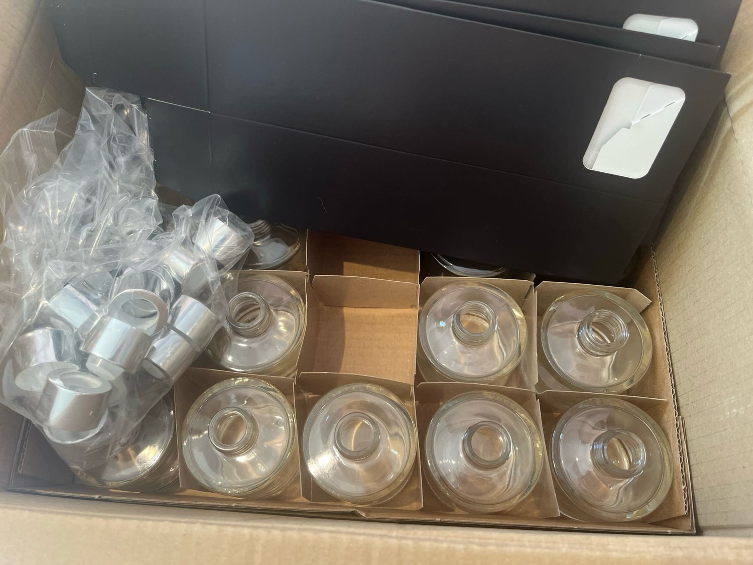 Reed diffuser bottles