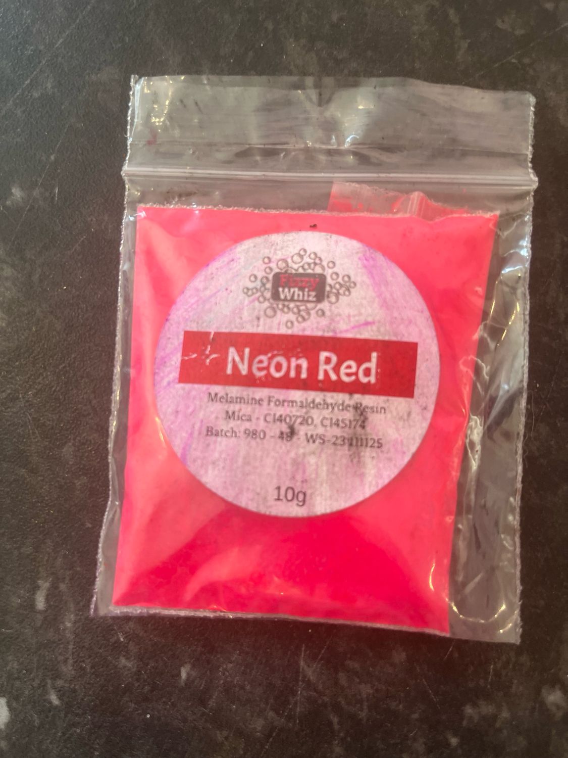 Neon red mica