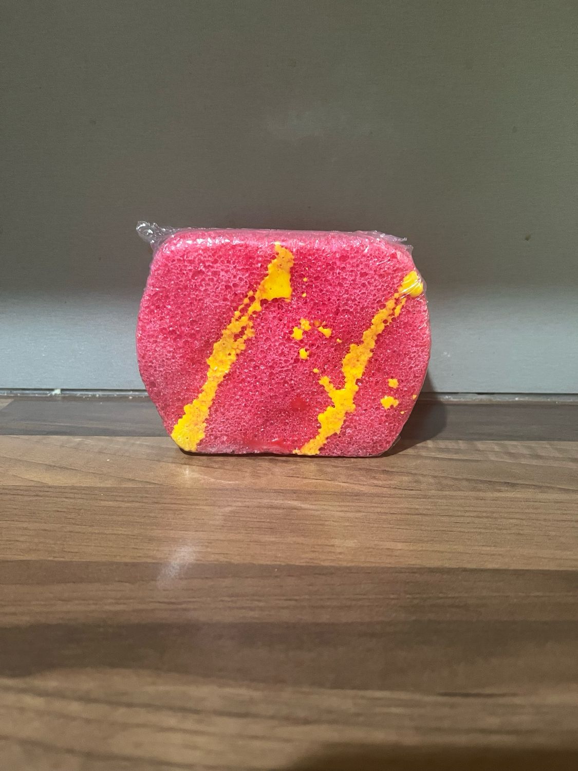 Mini Soap Infused Sponge - Rhubarb &amp; Custard