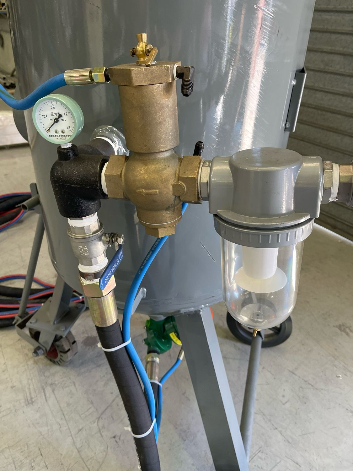 B200 Sand Blaster