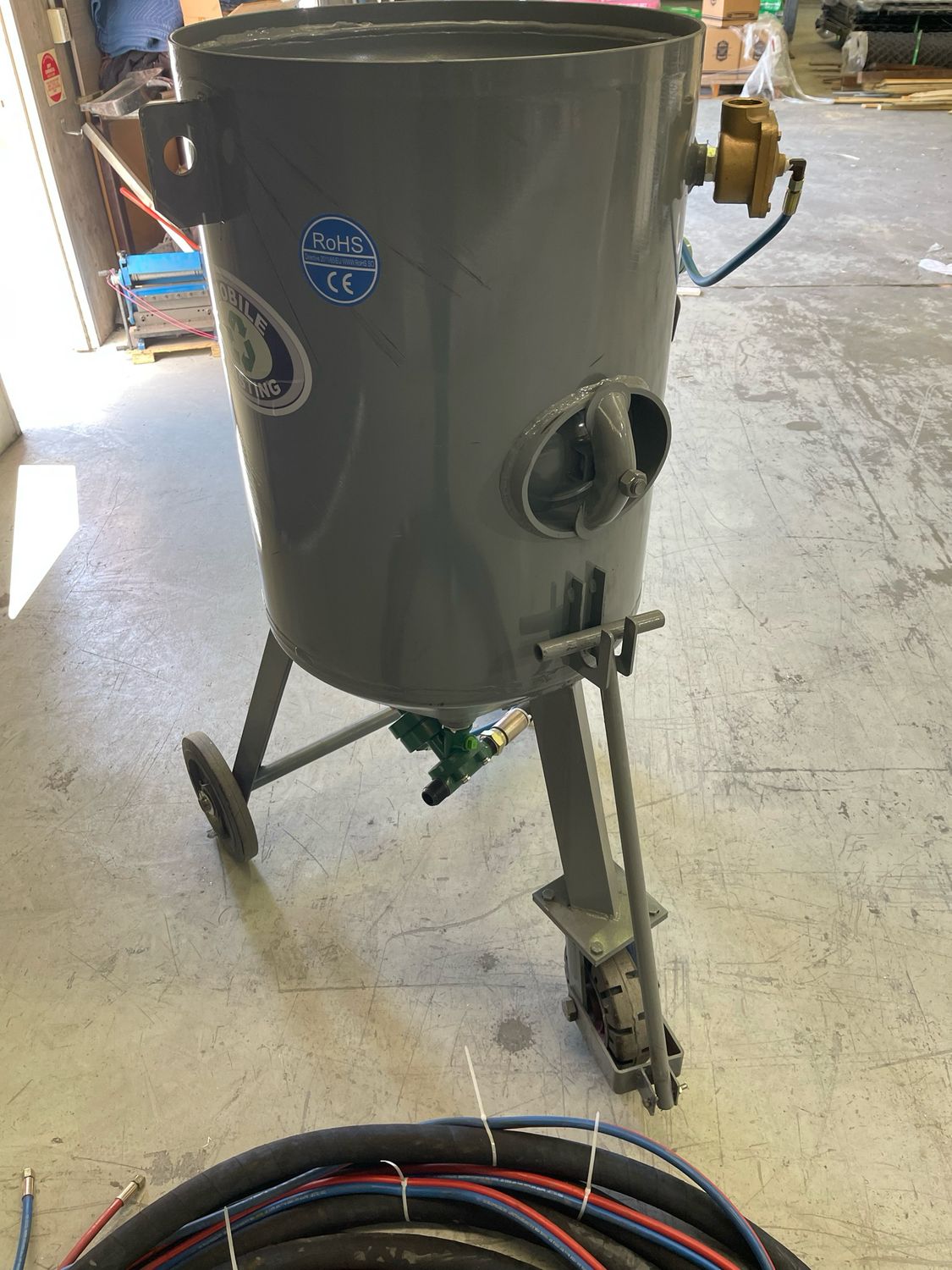 B200 Sand Blaster