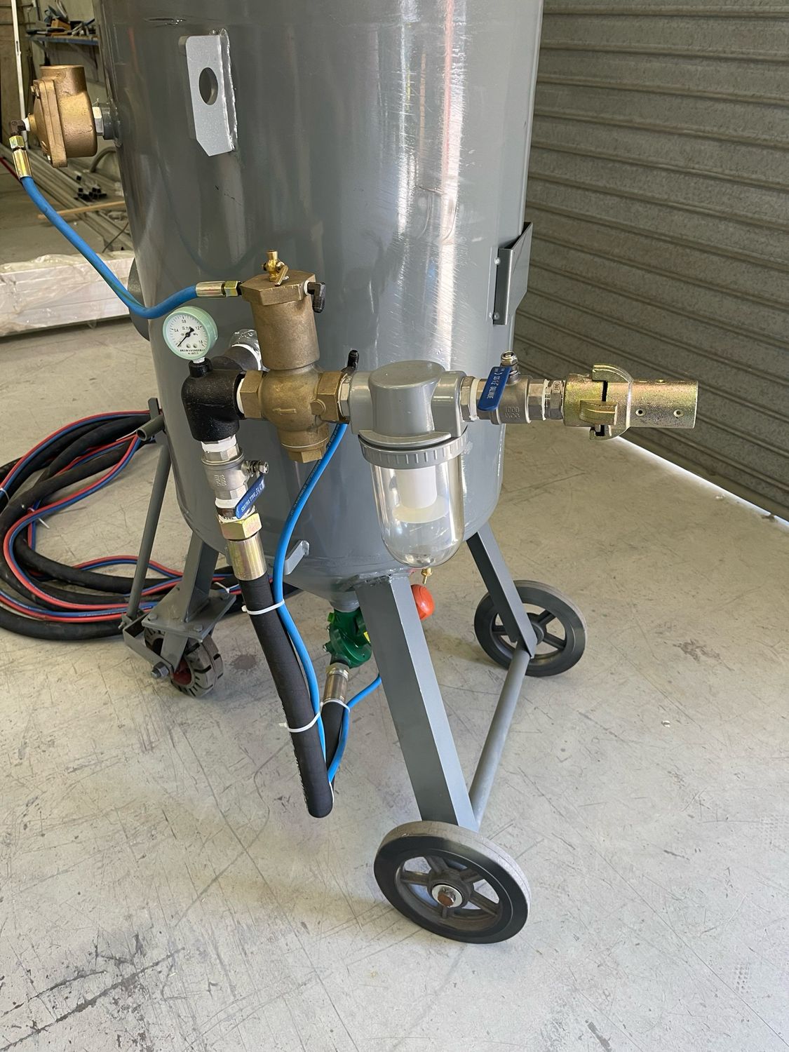 B200 Sand Blaster