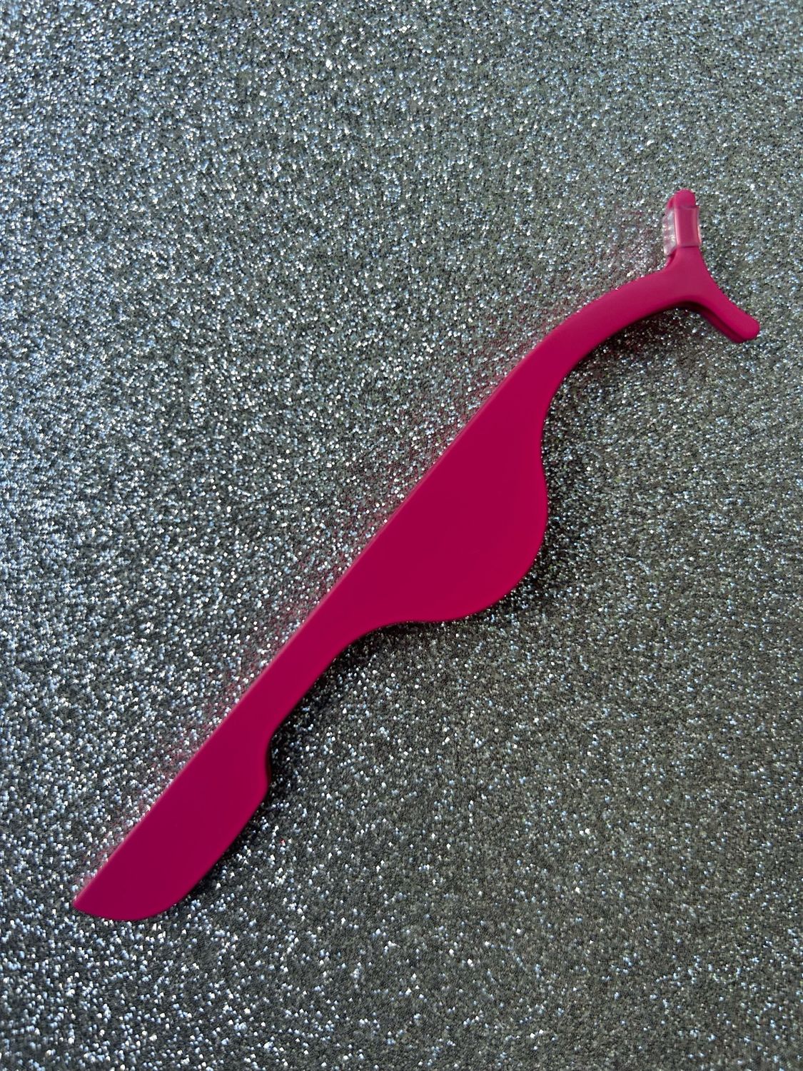 Tweezers