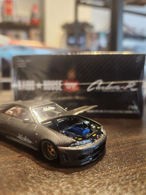 Nissan Skyline GT-R [R33] Active Carbon R V1 1/64