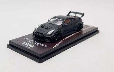 Nissan 35GT-RR 1/64