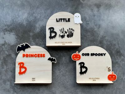Halloween &quot;BOO&quot;-bord - Voet/hand afdruk (DIY)