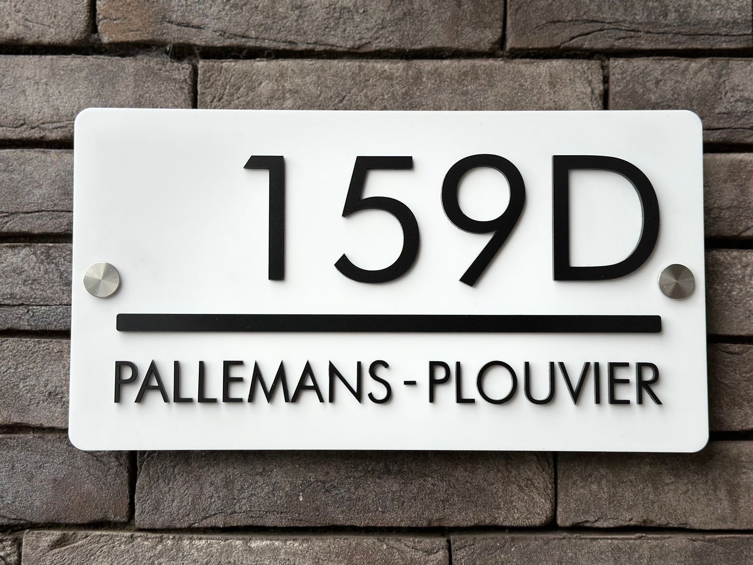 Huisnummer Rechthoek - Nr &amp; Eigen tekst uitstekend (35cm x 19cm)